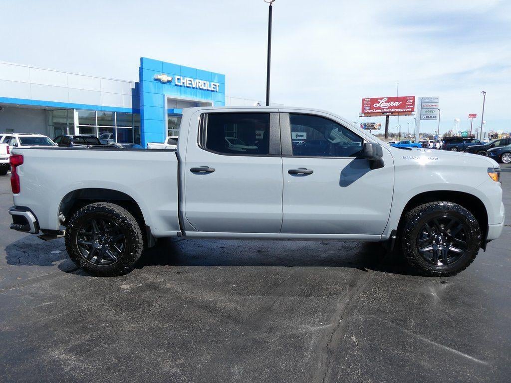 2025 Chevrolet Silverado 1500 Custom