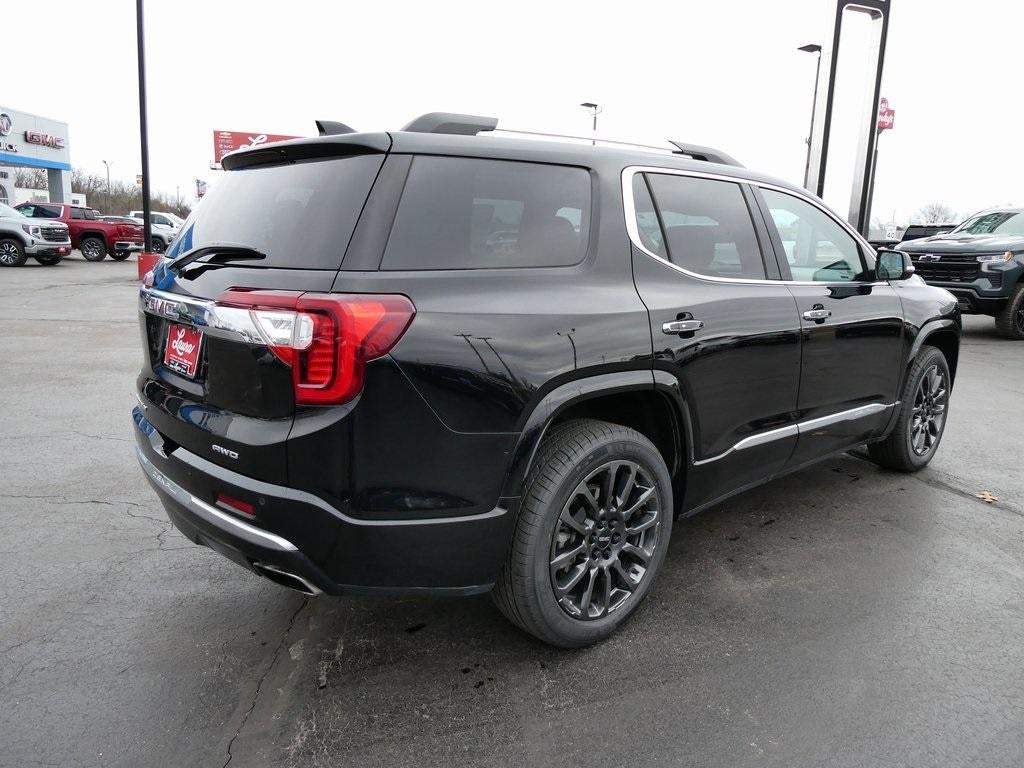 2023 GMC Acadia Denali