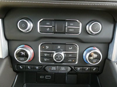 2024 GMC Yukon XL SLT