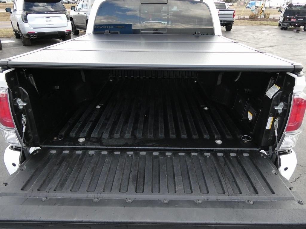 2022 Toyota Tacoma 4WD SR