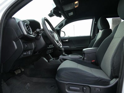 2022 Toyota Tacoma 4WD SR