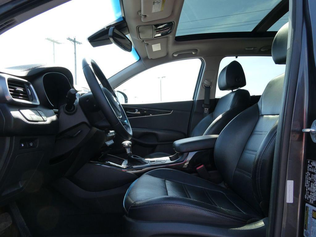 2019 Kia Sorento EX V6