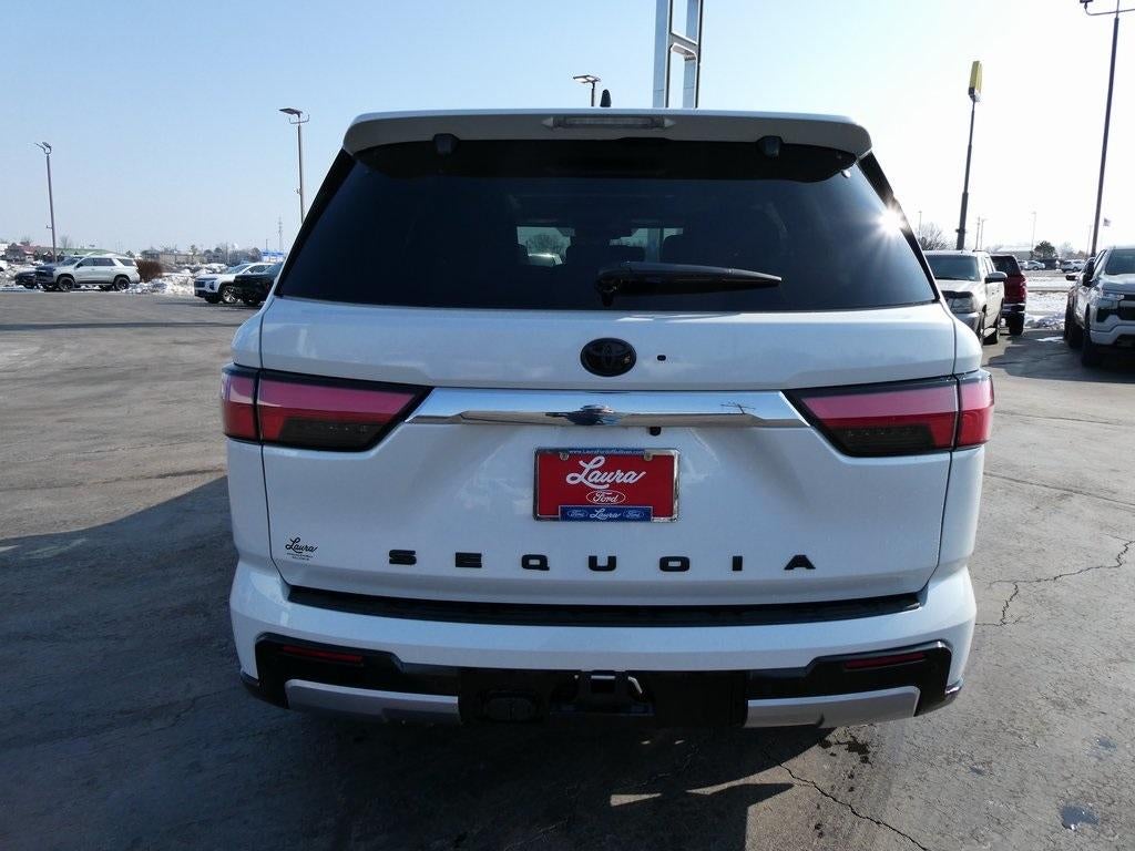 2024 Toyota Sequoia SR5