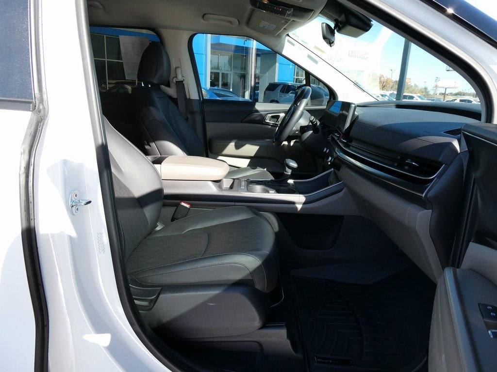 2025 Kia Carnival LXS