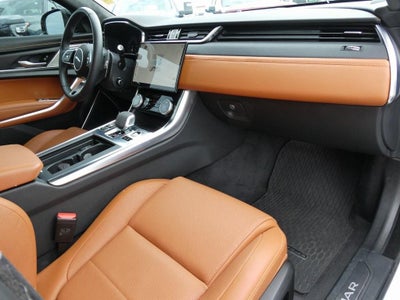 2024 Jaguar XF R-Dynamic SE