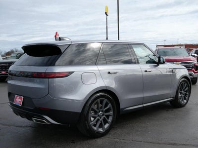 2025 Land Rover Range Rover Sport SE