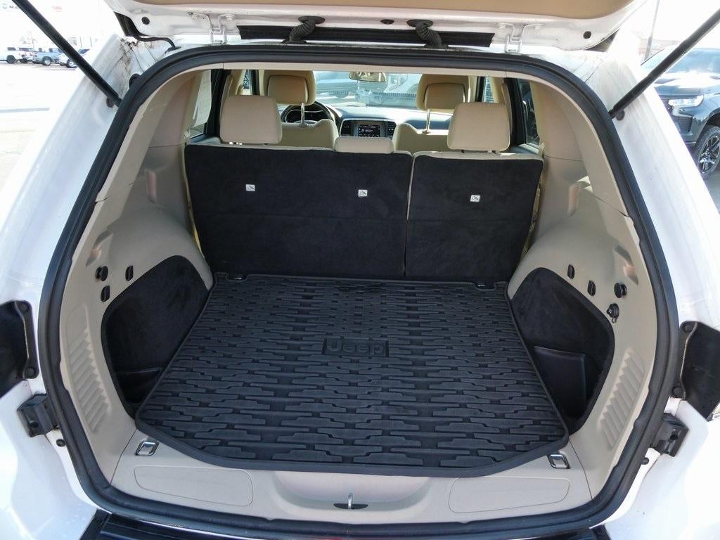 2020 Jeep Grand Cherokee Laredo E 4x4