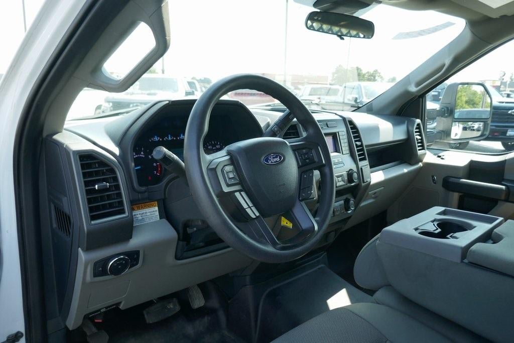 2022 Ford Super Duty F-350 SRW XL 2WD Reg Cab 8' Box