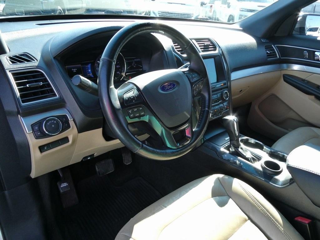 2017 Ford Explorer XLT FWD