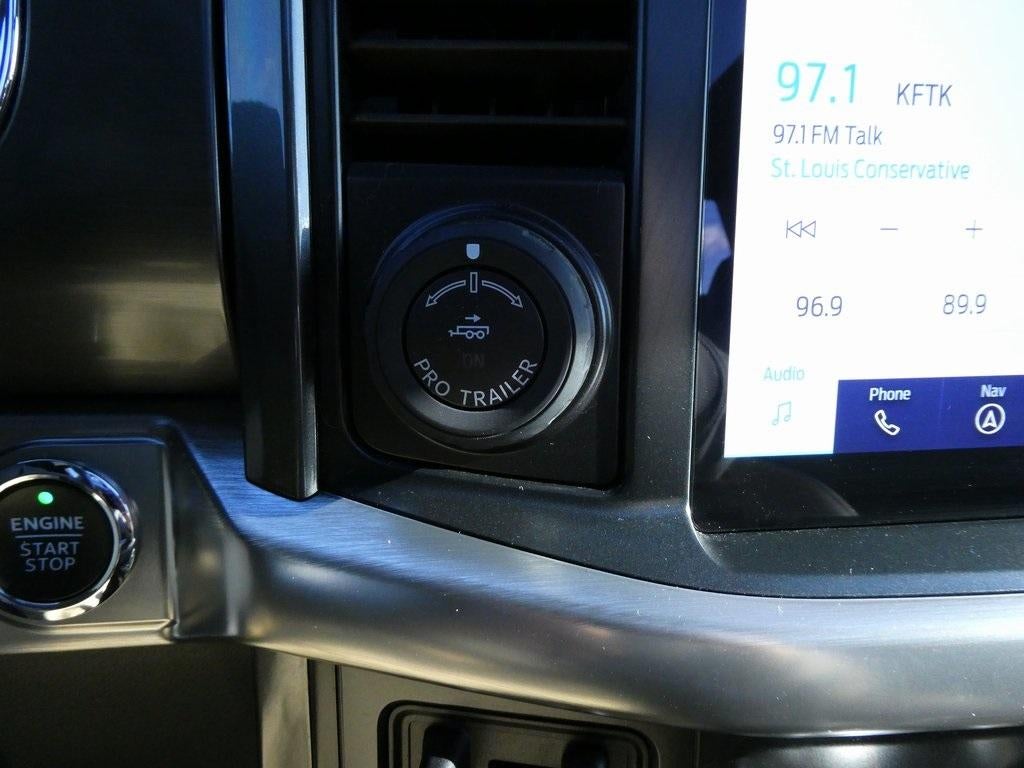 2021 Ford F-150 LARIAT 4WD SuperCrew 5.5' Box