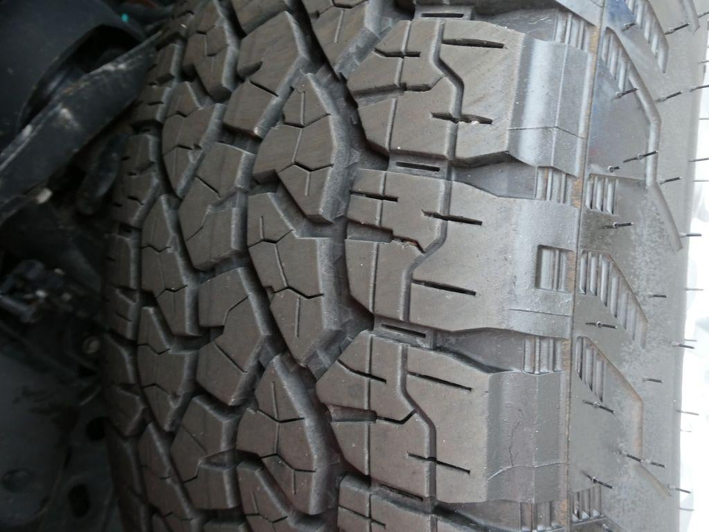 2023 Ford F-150 Platinum 4WD SuperCrew 5.5' Box