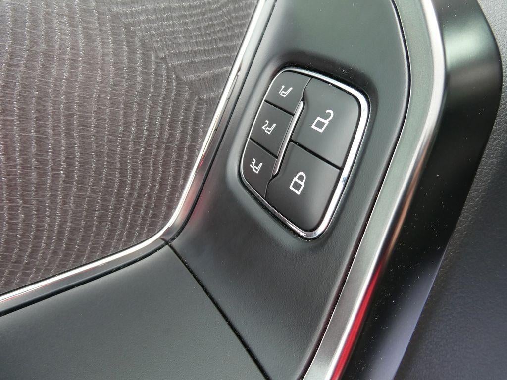 2023 Ford F-150 Platinum 4WD SuperCrew 5.5' Box