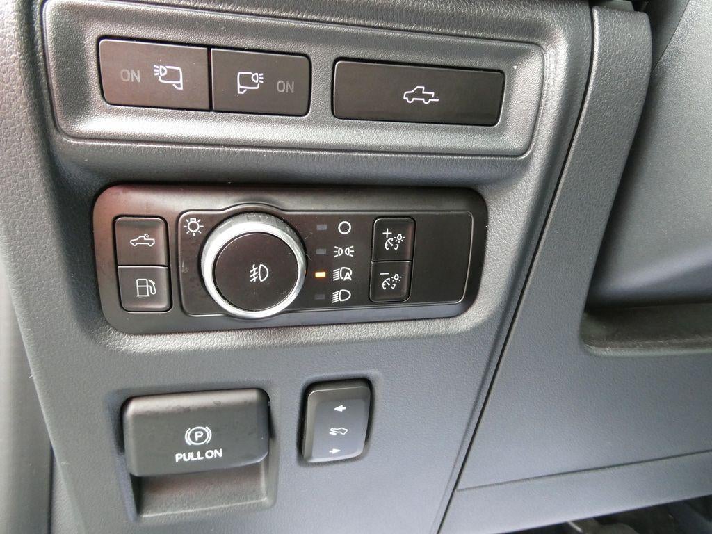 2023 Ford F-150 Platinum 4WD SuperCrew 5.5' Box