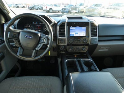 2016 Ford F-150 4WD SuperCrew 5-1/2 Ft Box XLT