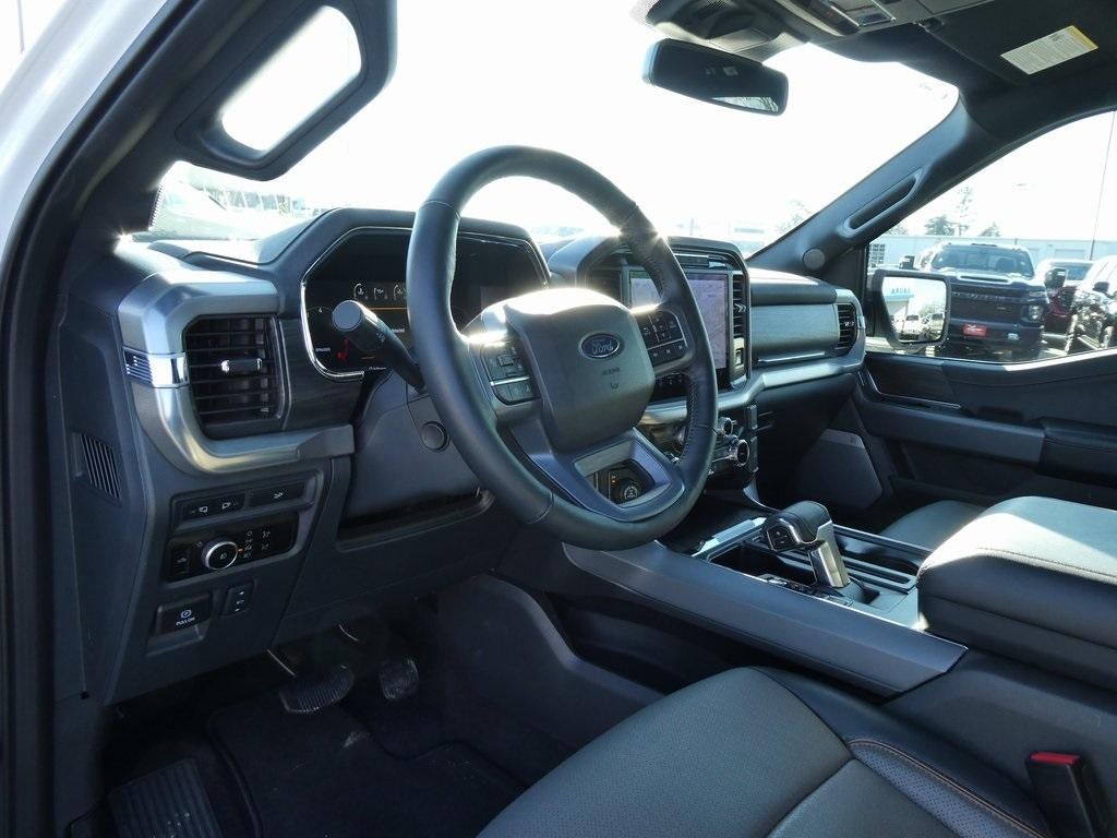 2024 Ford F-150 LARIAT 4WD SuperCrew 5.5' Box