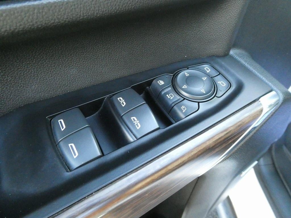 2020 Chevrolet Silverado 2500 HD Crew Cab Standard Box 4-Wheel Drive High Country