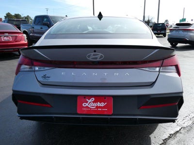 2025 Hyundai ELANTRA SEL Sport IVT
