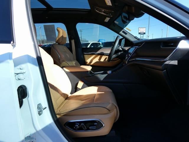 2025 Jeep Grand Cherokee L Summit 4x4