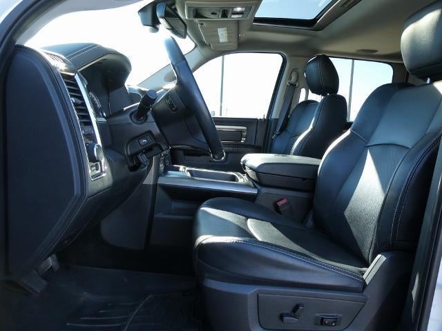 2017 RAM 1500 Night Crew Cab 4x4 5'7' Box