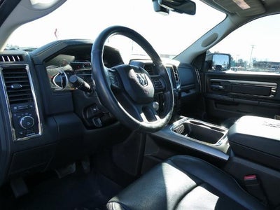 2017 RAM 1500 Night Crew Cab 4x4 5'7' Box