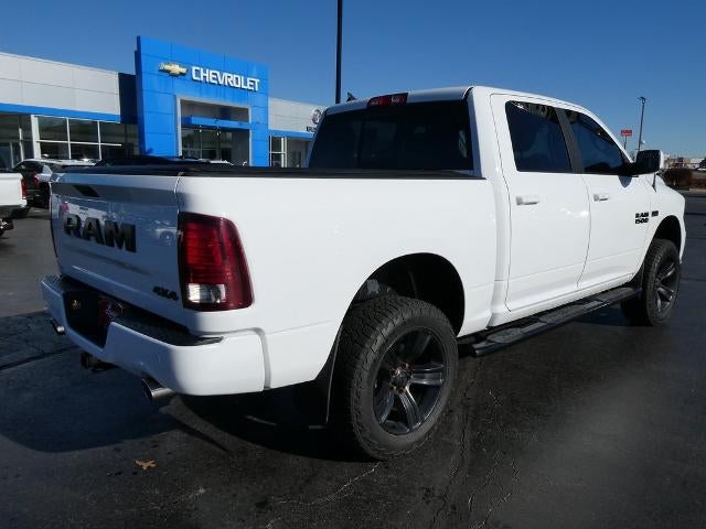 2017 RAM 1500 Night Crew Cab 4x4 5'7' Box
