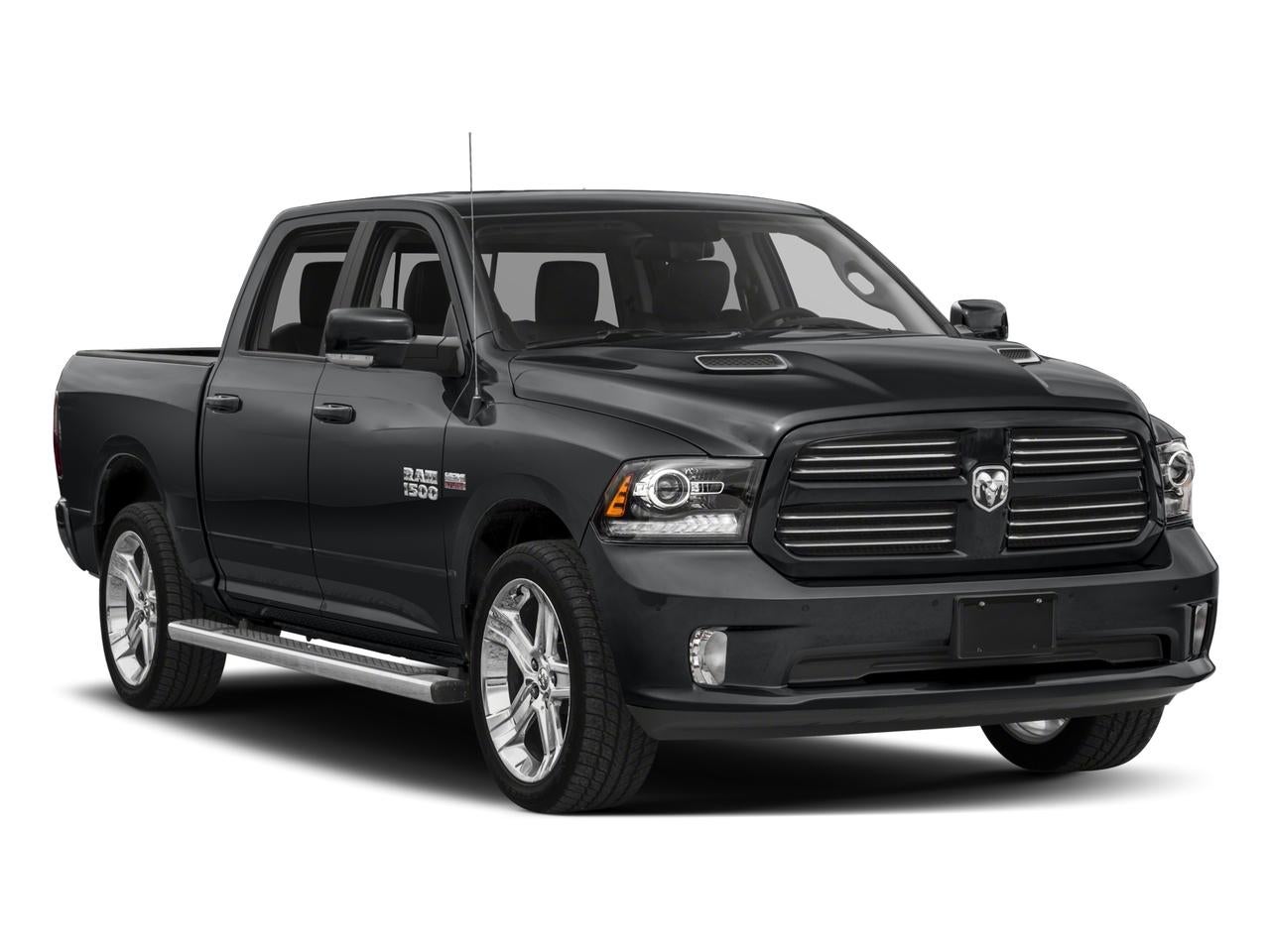 2017 RAM 1500 Night Crew Cab 4x4 5'7' Box