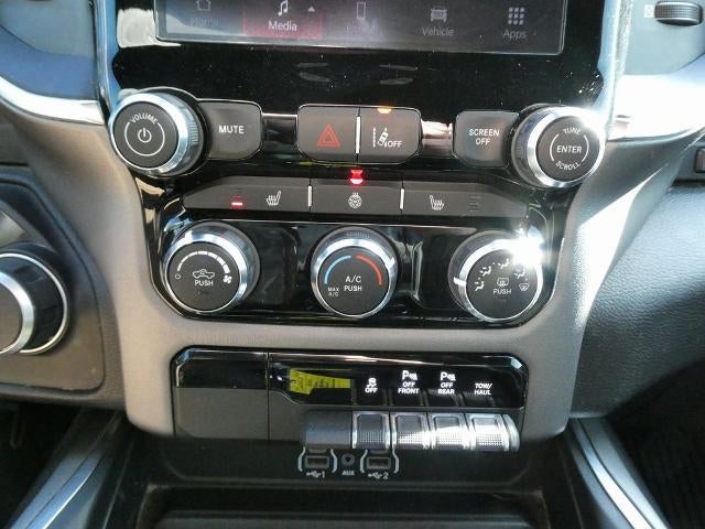 2025 RAM 1500 Big Horn Crew Cab 4x4 5'7' Box