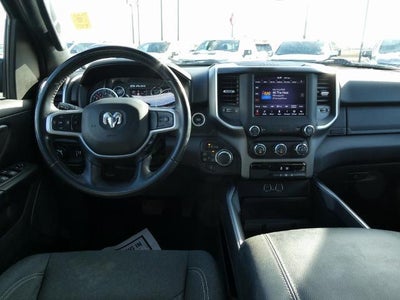 2020 RAM 1500 Big Horn Crew Cab 4x4 5'7' Box