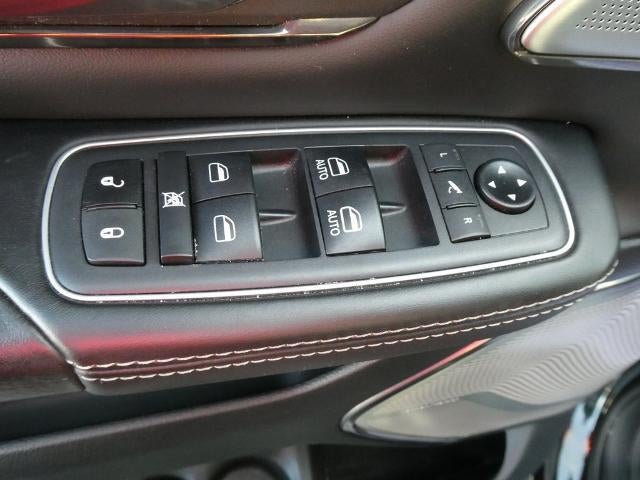 2021 RAM 1500 Limited Crew Cab 4x4 5'7' Box