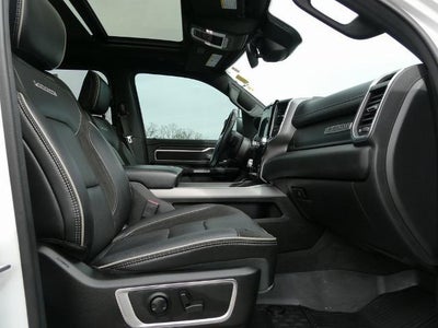 2023 RAM 1500 Laramie Crew Cab 4x4 5'7' Box