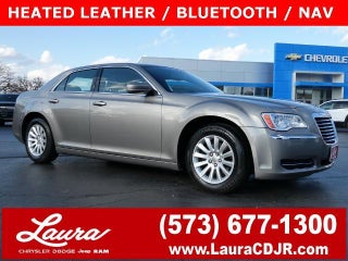 2014 Chrysler 300 4dr Sdn RWD