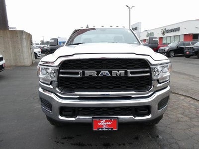 2024 RAM 3500 Tradesman Regular Cab 4x4 8' Box