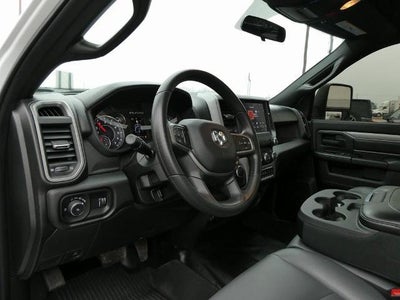 2024 RAM 3500 Tradesman Regular Cab 4x4 8' Box