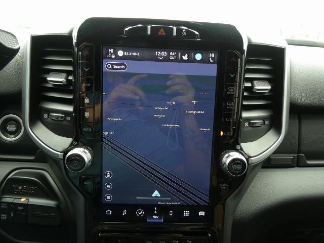 2024 RAM 3500 Big Horn Crew Cab 4x4 8' Box