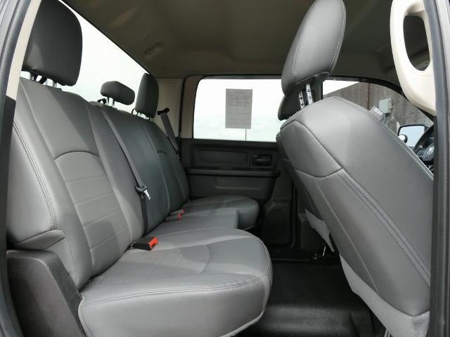 2020 RAM 1500 Classic Tradesman Crew Cab 4x4 5'7' Box