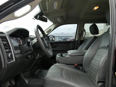 2020 RAM 1500 Classic Tradesman Crew Cab 4x4 5'7' Box