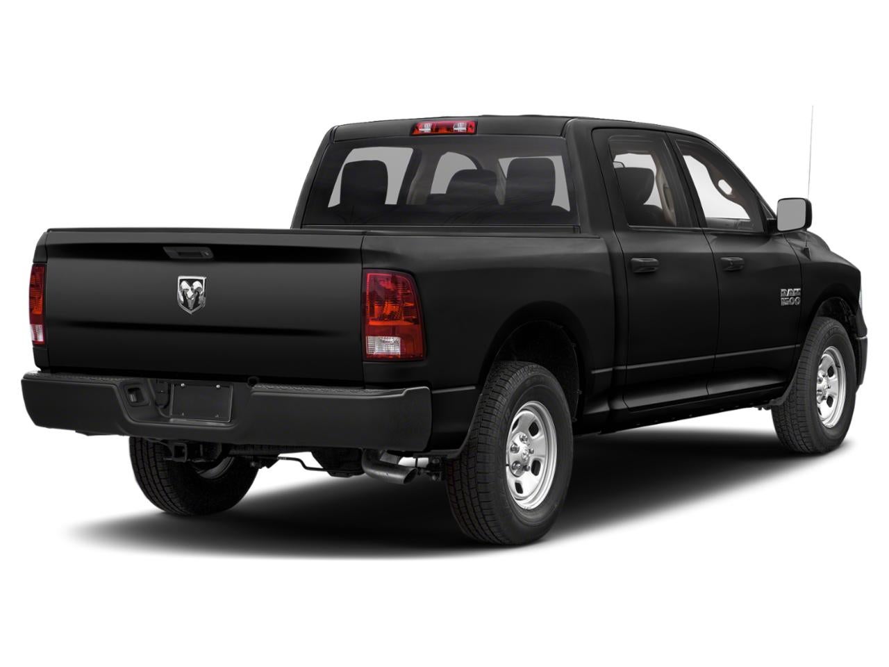 2020 RAM 1500 Classic Tradesman Crew Cab 4x4 5'7' Box