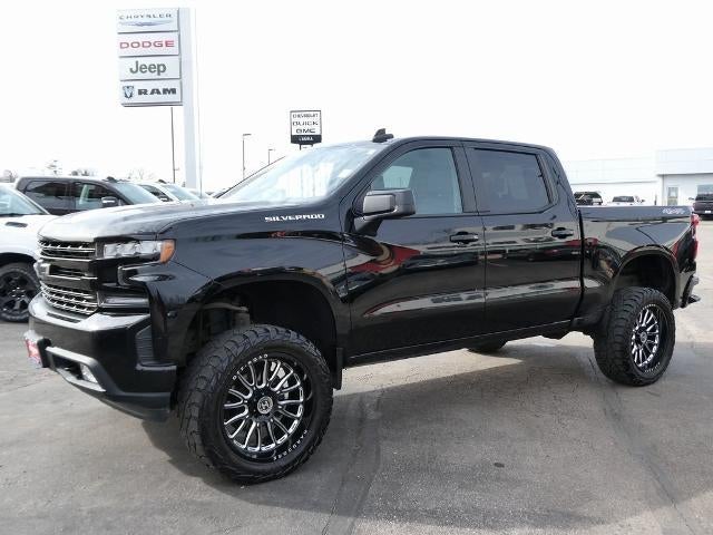 2020 Chevrolet Silverado 1500 4WD Crew Cab Short Bed RST