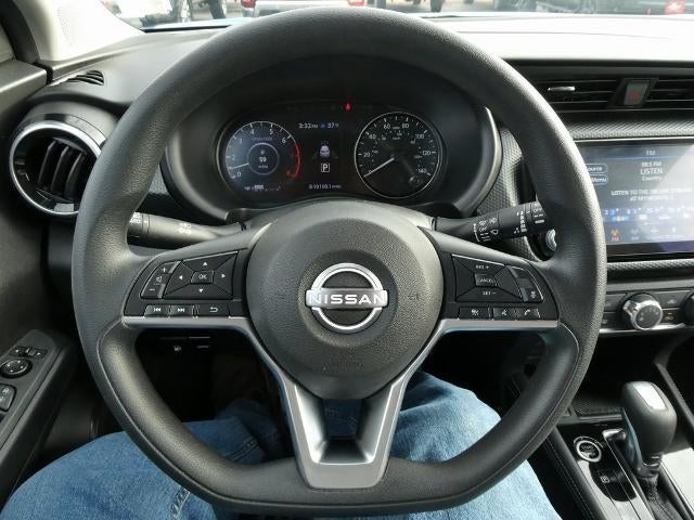 2023 Nissan Kicks SV Xtronic CVT